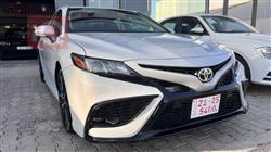 تۆیۆتا کامری